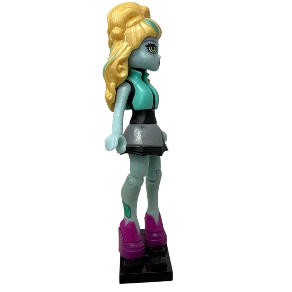Mega Bloks Monster High Lagoona Blue Figure 3
